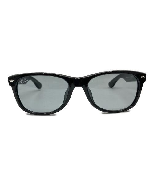 RAY-BAN（レイバン）RAY-BAN (レイバン) NEW WAYFARER CLASSIC RB 2132-F サイズ:55□18 140の古着・服飾アイテム