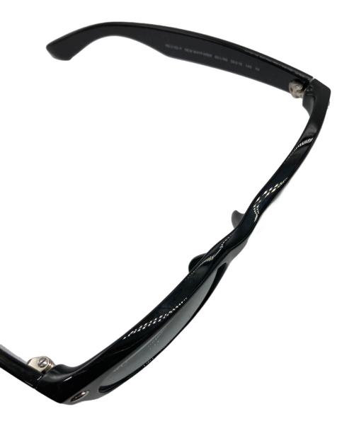 RAY-BAN（レイバン）RAY-BAN (レイバン) NEW WAYFARER CLASSIC RB 2132-F サイズ:55□18 140の古着・服飾アイテム