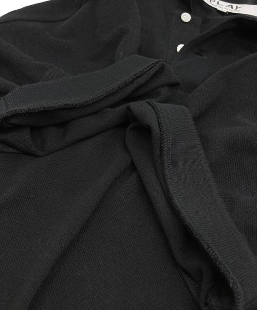 PLAY COMME des GARCONS（プレイコムデギャルソン）PLAY COMME des GARCONS (プレイコムデギャルソン) Polo Shirt With Red Emblem ブラック サイズ:XLの古着・服飾アイテム