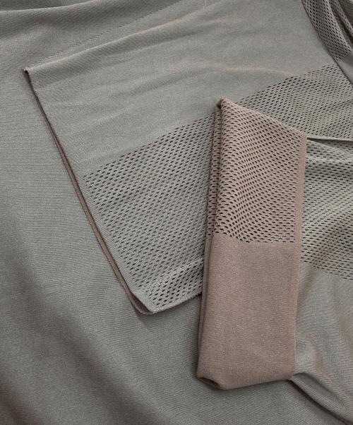 PLEATS PLEASE（プリーツプリーズ）PLEATS PLEASE (プリーツプリーズ) メッシュ切替ロングスリーブカットソー ダークグリーン サイズ:SIZE 3の古着・服飾アイテム