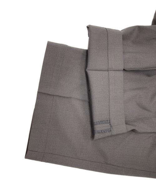 MARKAWARE（マーカウェア）MARKAWARE (マーカウェア) ORGANIC WOOL 2/80 TROPICAL CLASSIC FIT EASY PANTS グレー サイズ:SIZE 2の古着・服飾アイテム