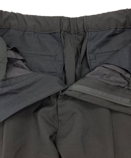 MARKAWARE（マーカウェア）MARKAWARE (マーカウェア) CLASSIC FIT DOUBLE PLEATED TROUSERS ブラック サイズ:3の古着・服飾アイテム