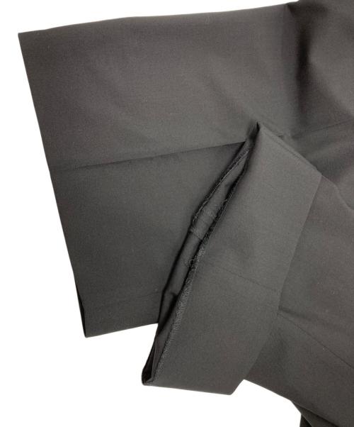 MARKAWARE（マーカウェア）MARKAWARE (マーカウェア) CLASSIC FIT DOUBLE PLEATED TROUSERS ブラック サイズ:3の古着・服飾アイテム
