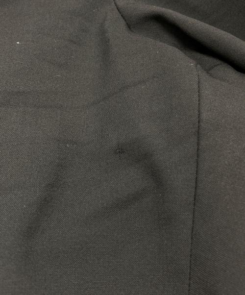 MARKAWARE（マーカウェア）MARKAWARE (マーカウェア) CLASSIC FIT DOUBLE PLEATED TROUSERS ブラック サイズ:3の古着・服飾アイテム