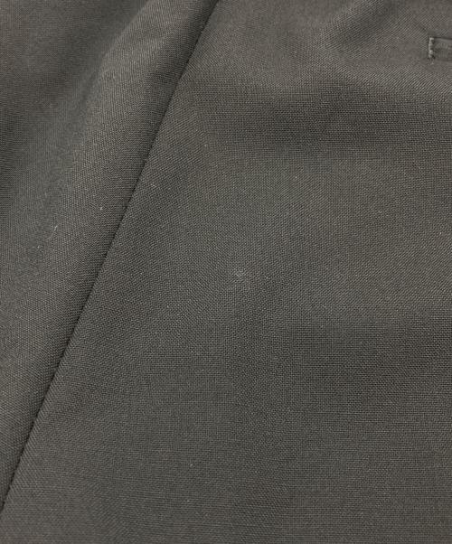 MARKAWARE（マーカウェア）MARKAWARE (マーカウェア) CLASSIC FIT DOUBLE PLEATED TROUSERS ブラック サイズ:3の古着・服飾アイテム