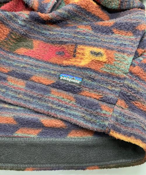 Patagonia（パタゴニア）Patagonia (パタゴニア) プリンテッドシャーリングシンチラセーター パープル×ブラウン サイズ:Sの古着・服飾アイテム