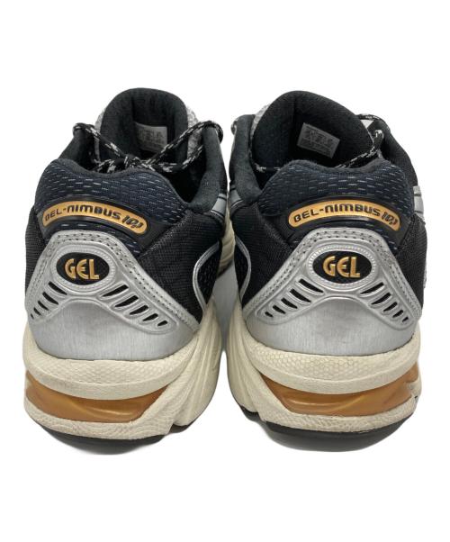 asics（アシックス）asics (アシックス) GEL-NIMBUS 10.1 ローカットスニーカー シルバー×グレー サイズ:US 81/2の古着・服飾アイテム
