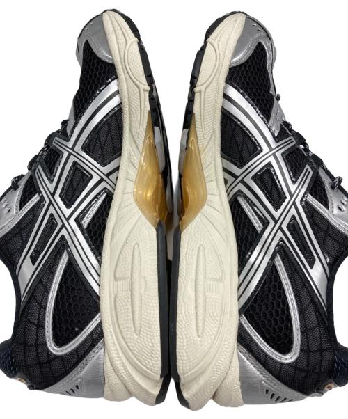 asics（アシックス）asics (アシックス) GEL-NIMBUS 10.1 ローカットスニーカー シルバー×グレー サイズ:US 81/2の古着・服飾アイテム