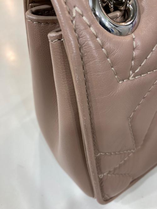 JIMMY CHOO（ジミーチュウ）JIMMY CHOO (ジミーチュウ) HELIA SHOULDER BAG/S ピンクの古着・服飾アイテム