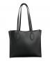 FURLA (フルラ) ERA S トートバッグ ブラック：11000円