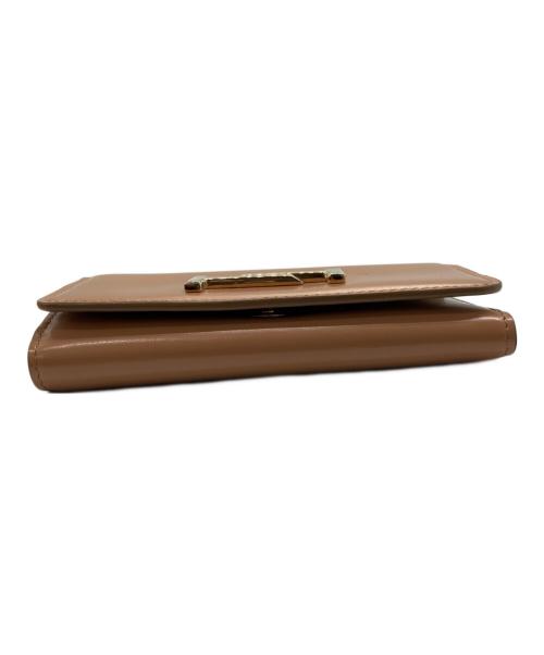 TOD'S（トッズ）TOD'S (トッズ) ダブルT 3つ折り財布 ベージュ×ゴールドの古着・服飾アイテム