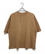 AURALEEオーラリー）の古着「SUPER SOFT PIQUE HENLEY NECK」｜ベージュ