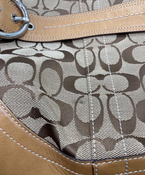 COACH（コーチ）COACH (コーチ) シグネチャー ショルダーバッグ ベージュの古着・服飾アイテム