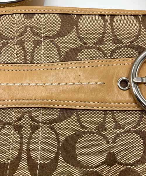 COACH（コーチ）COACH (コーチ) シグネチャー ショルダーバッグ ベージュの古着・服飾アイテム