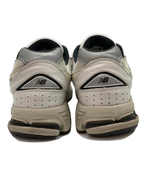 NEW BALANCE（ニューバランス）NEW BALANCE (ニューバランス) ML2002RQ ローカットスニーカー ホワイト サイズ:US 9.5の古着・服飾アイテム
