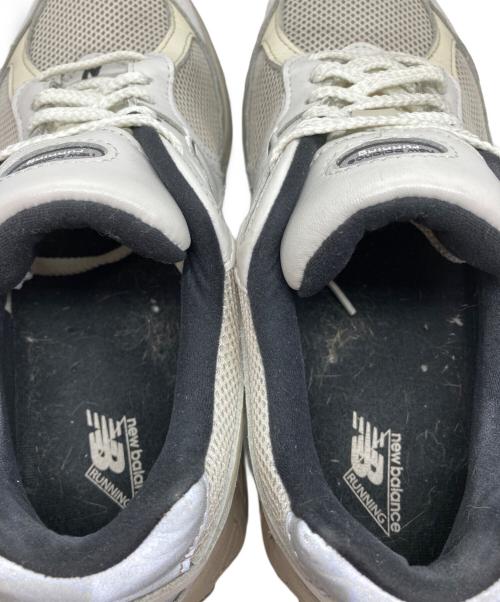 NEW BALANCE（ニューバランス）NEW BALANCE (ニューバランス) ML2002RQ ローカットスニーカー ホワイト サイズ:US 9.5の古着・服飾アイテム