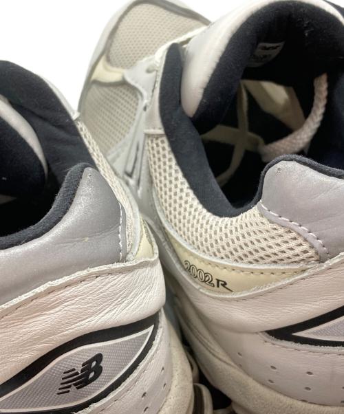 NEW BALANCE（ニューバランス）NEW BALANCE (ニューバランス) ML2002RQ ローカットスニーカー ホワイト サイズ:US 9.5の古着・服飾アイテム