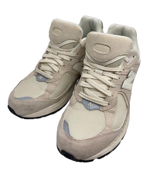 NEW BALANCE（ニューバランス）NEW BALANCE (ニューバランス) M2002RCC ローカットスニーカー ベージュ サイズ:US 9の古着・服飾アイテム