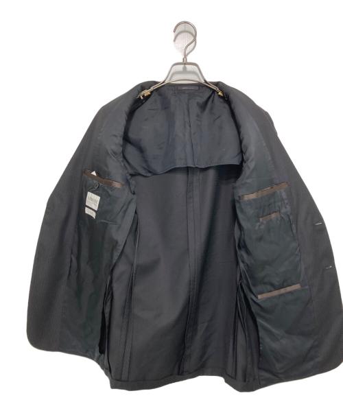 ARMANI COLLEZIONI（アルマーニ コレツィオーニ）ARMANI COLLEZIONI (アルマーニ コレツィオーニ) 2Ｂセットアップスーツ ブラック サイズ:SIZE 44の古着・服飾アイテム