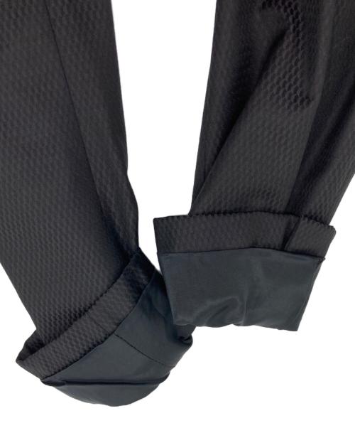 ARMANI COLLEZIONI（アルマーニ コレツィオーニ）ARMANI COLLEZIONI (アルマーニ コレツィオーニ) 2Ｂセットアップスーツ ブラック サイズ:SIZE 44の古着・服飾アイテム