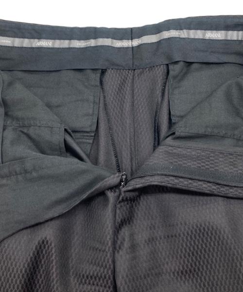 ARMANI COLLEZIONI（アルマーニ コレツィオーニ）ARMANI COLLEZIONI (アルマーニ コレツィオーニ) 2Ｂセットアップスーツ ブラック サイズ:SIZE 44の古着・服飾アイテム