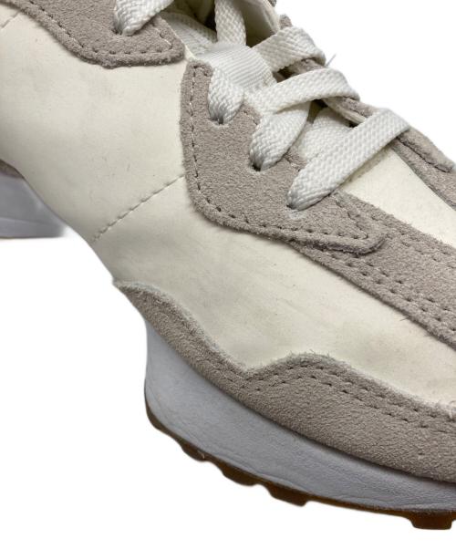 NEW BALANCE（ニューバランス）NEW BALANCE (ニューバランス) W327240 ローカットスニーカー ホワイト サイズ:US 7の古着・服飾アイテム