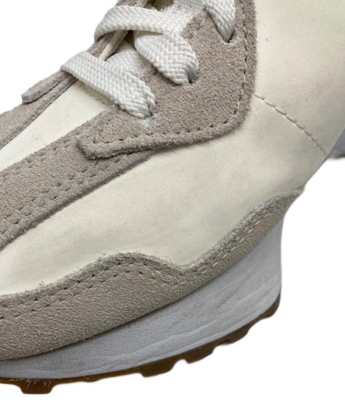 NEW BALANCE（ニューバランス）NEW BALANCE (ニューバランス) W327240 ローカットスニーカー ホワイト サイズ:US 7の古着・服飾アイテム