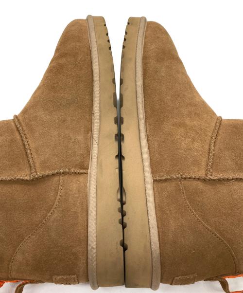 UGG（アグ）UGG (アグ) Classic Ultra Mini Zip ベージュ サイズ:USA 10の古着・服飾アイテム