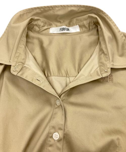 furfur（ファーファー）furfur (ファーファー) ベルト付きコードレーンシャツワンピース ベージュ サイズ:FREEの古着・服飾アイテム
