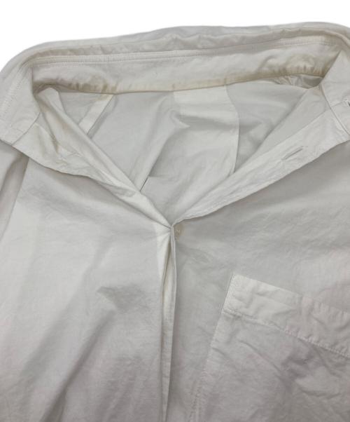 HOMME PLISSE ISSEY MIYAKE（オム プリッセ イッセイ ミヤケ）HOMME PLISSE ISSEY MIYAKE (オム プリッセ イッセイ ミヤケ) 長袖シャツ ホワイト サイズ:SIZE 3の古着・服飾アイテム