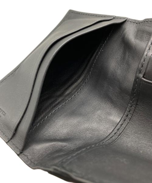 BOTTEGA VENETA（ボッテガベネタ）BOTTEGA VENETA (ボッテガベネタ) イントレチャート 二つ折りカードケース ブラックの古着・服飾アイテム
