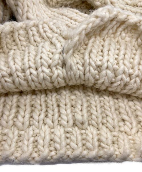 OHOTORO（オオトロ）OHOTORO (オオトロ) bold handmade cardigan アイボリー サイズ:記載なしの古着・服飾アイテム