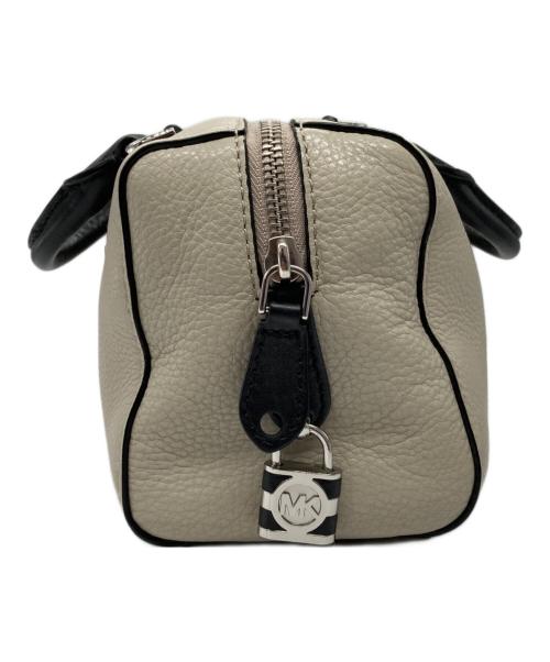 MICHAEL KORS（マイケルコース）MICHAEL KORS (マイケルコース) Kirby サッチェルショルダーバッグ ベージュ×ブラックの古着・服飾アイテム