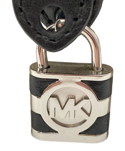 MICHAEL KORS（マイケルコース）MICHAEL KORS (マイケルコース) Kirby サッチェルショルダーバッグ ベージュ×ブラックの古着・服飾アイテム