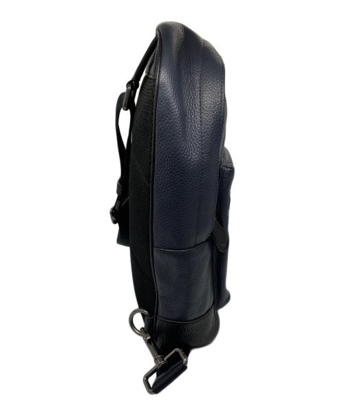 COACH（コーチ）COACH (コーチ) 2540 Pebble Leather West Pack Black ネイビーの古着・服飾アイテム