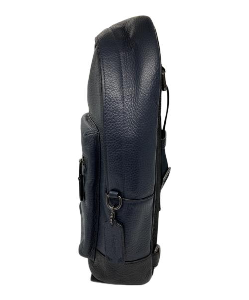 COACH（コーチ）COACH (コーチ) 2540 Pebble Leather West Pack Black ネイビーの古着・服飾アイテム
