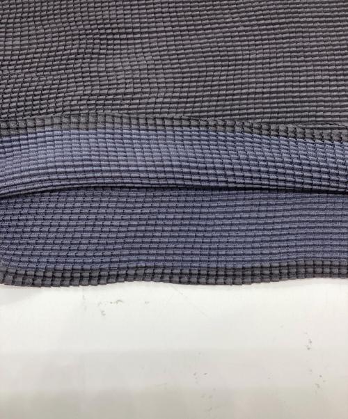 MUSUBORE（ムスボレ）MUSUBORE (ムスボレ) pleated print tops ブラック サイズ:SIZE Freeの古着・服飾アイテム