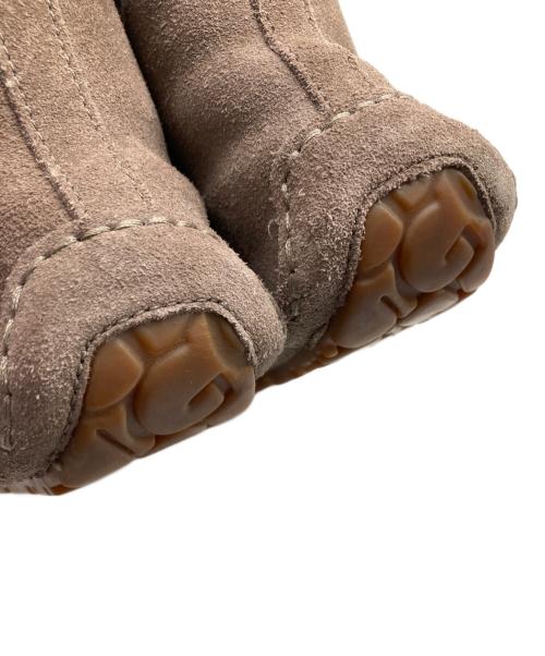 UGG（アグ）UGG (アグ) ALENA モカシンシューズ モカ サイズ:US 6の古着・服飾アイテム