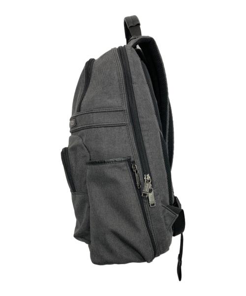 TUMI（トゥミ）TUMI (トゥミ) バックパック グレー×ブラックの古着・服飾アイテム