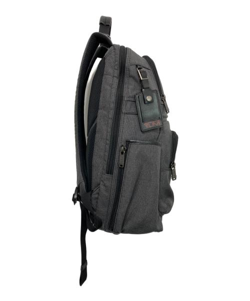TUMI（トゥミ）TUMI (トゥミ) バックパック グレー×ブラックの古着・服飾アイテム