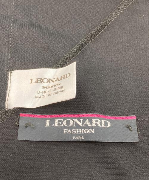 LEONARD FASHION（レオナールファッション）LEONARD FASHION (レオナールファッション) シルクプリントストール ブラック×ピンクの古着・服飾アイテム