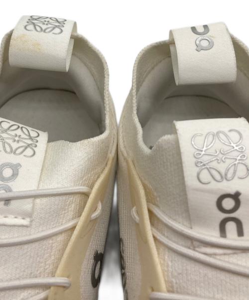 on（オン）on (オン) LOEWE (ロエベ) Cloudtilt “All White” スニーカー ホワイト サイズ:US W5/UK 3/EU 36/JP 22の古着・服飾アイテム
