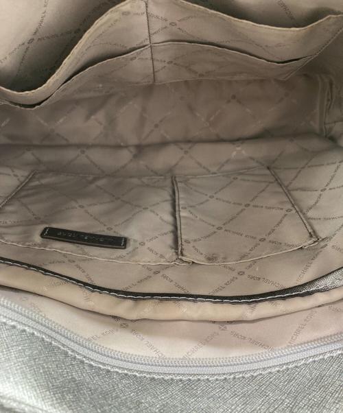 MICHAEL KORS（マイケルコース）MICHAEL KORS (マイケルコース) メタリックレザートートバッグ グレーの古着・服飾アイテム