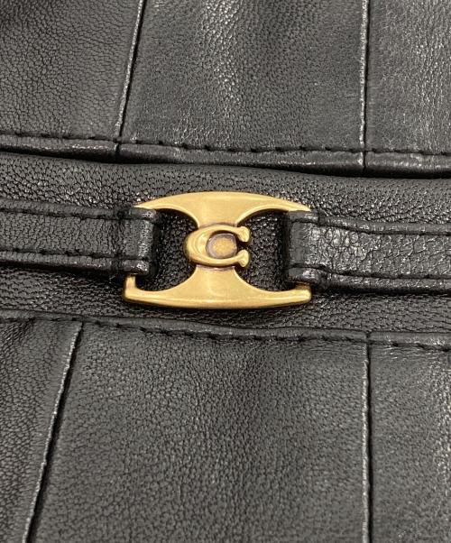COACH（コーチ）COACH (コーチ) ヘリテージ C レザー ミニ スカート ブラックの古着・服飾アイテム