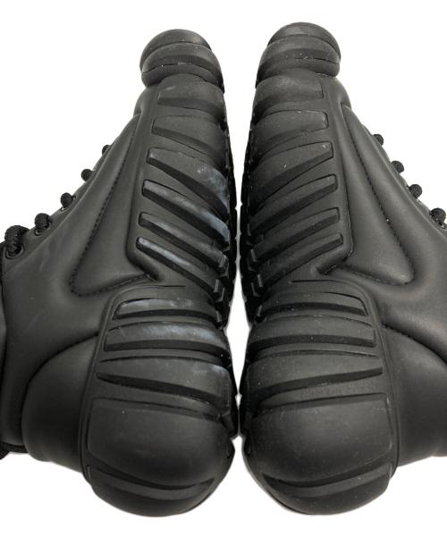 Onitsuka Tiger（オニツカタイガー）Onitsuka Tiger (オニツカタイガー) DENTIGRE PUFF BOOT ブラック サイズ:US4 1/2の古着・服飾アイテム