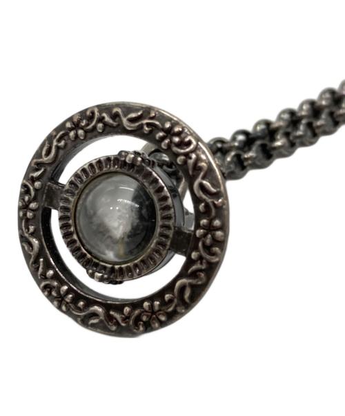 Vivienne Westwood（ヴィヴィアンウエストウッド）Vivienne Westwood (ヴィヴィアンウエストウッド) 花刻印 タイニー オーブクリスタルネックレスの古着・服飾アイテム