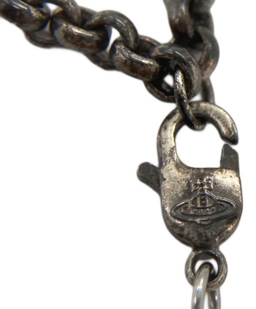 Vivienne Westwood（ヴィヴィアンウエストウッド）Vivienne Westwood (ヴィヴィアンウエストウッド) 花刻印 タイニー オーブクリスタルネックレスの古着・服飾アイテム