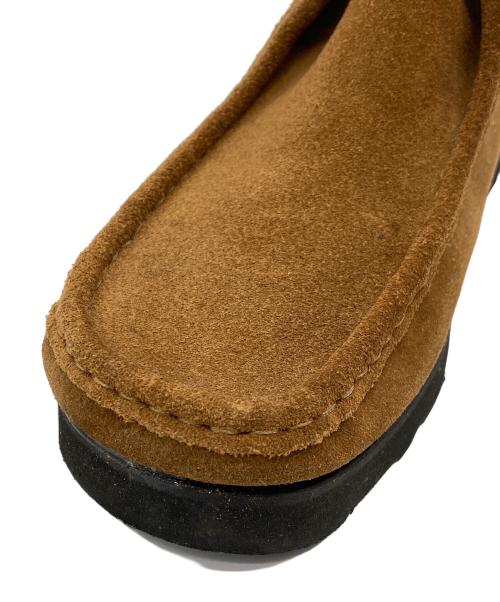CarHartt（カーハート）CarHartt (カーハート) CLARKS (クラークス) Wallabee Boot ブラウン サイズ:UK8 1/2の古着・服飾アイテム