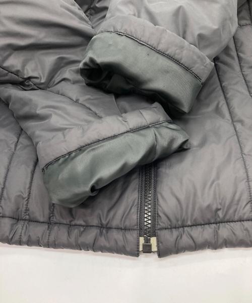 BURBERRY GOLF（バーバリーゴルフ）BURBERRY GOLF (バーバリーゴルフ) ホース刺繍 中綿ジャケット グレー サイズ:Mの古着・服飾アイテム