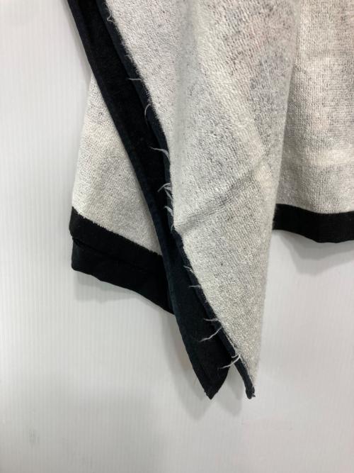 SUPREME（シュプリーム）Supreme (シュプリーム) Alphabet Beach Towel ブラックの古着・服飾アイテム